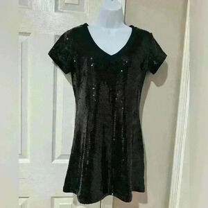 La Rok black sequined mini dress v neck party dress size small dance party fun